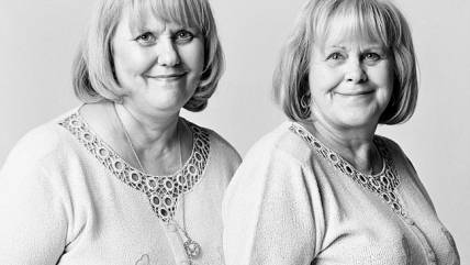 Fotógrafo retrató personas iguales entre sí que no tienen parentesco