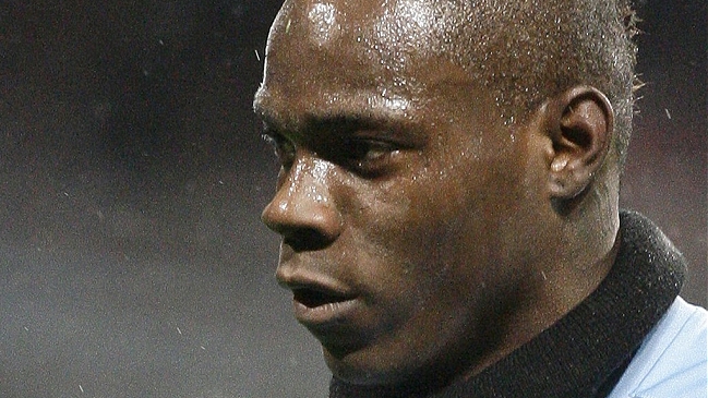 Manchester City aplicó fuerte multa a Mario Balotelli por mala conducta