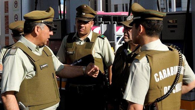 Banda armada asaltó sucursal de Aguas Andinas en La Granja