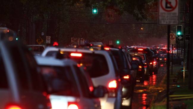 Intendente: Combinación de factores lamentables generaron congestión