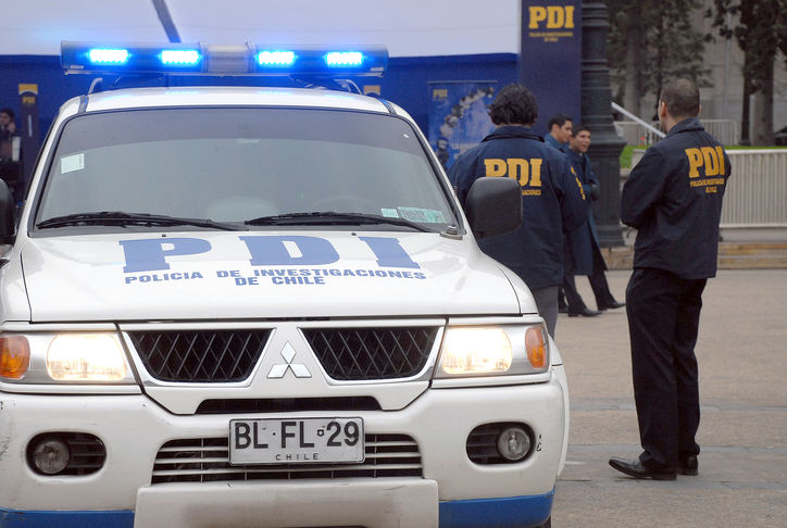 Falsos detectives asaltaron hogar en Talagante