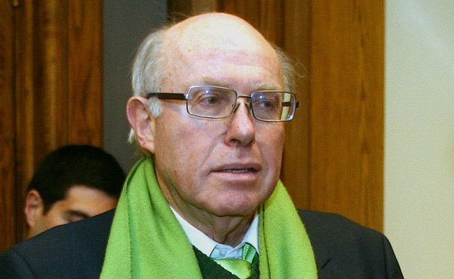 Mario Waissbluth: Nueva ley de acreditación dejará a miles de estudiantes en la calle