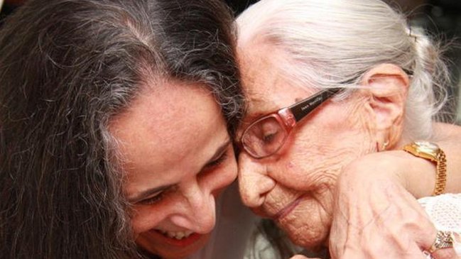 Murió la madre de Caetano Veloso y María Bethania