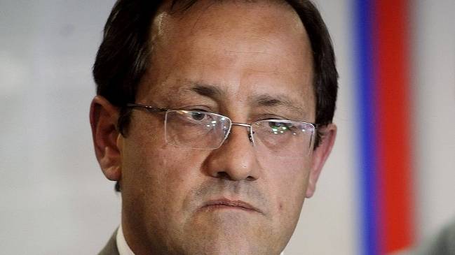 Beyer: Cierre de la U. del Mar 