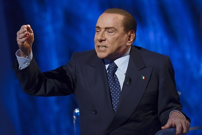 Berlusconi pagará 3 millones de euros al mes a su ex esposa