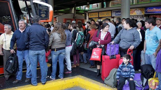 Gobierno espera fiscalizar 6.000 buses hasta el 2 de enero