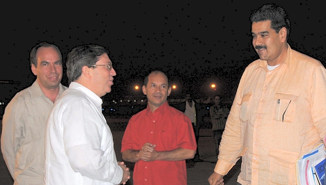 Maduro visitó a Chávez en La Habana mientras se aviva debate por investidura del mandatario