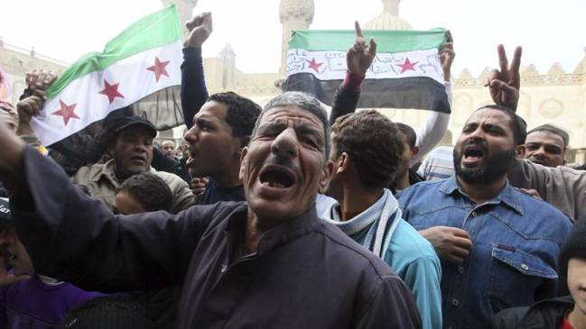 Fuerzas del régimen sirio bombardearon varias zonas de Homs