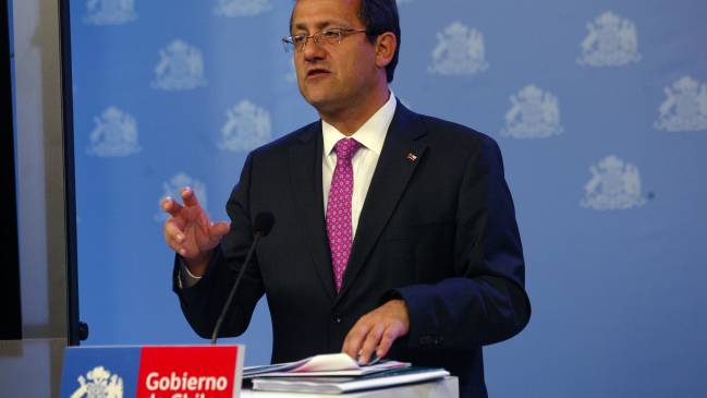 U. del Mar: Diputados pedirán a Beyer solución para estudiantes de regiones