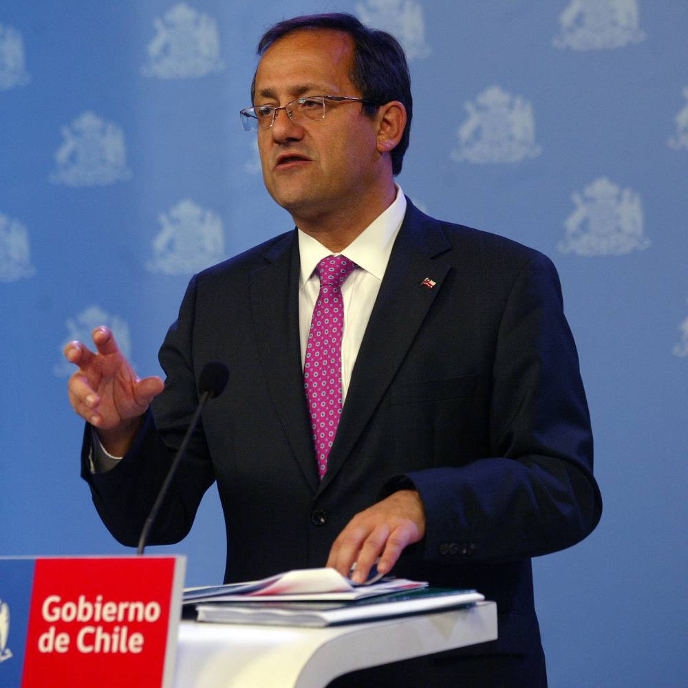 U. del Mar: Diputados pedirán a Beyer solución para estudiantes de regiones