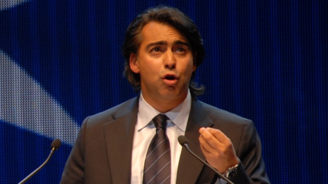 Enríquez-Ominami: No creo que en la Concertación hayan primarias genuinas