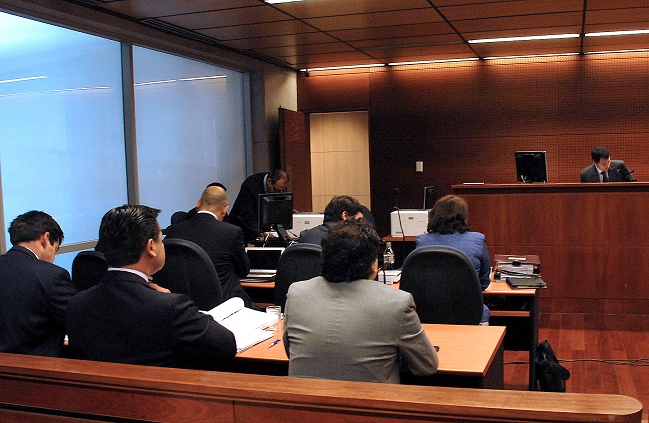 Alcalde de La Calera fue formalizado por desacato tras demoler edificio municipal