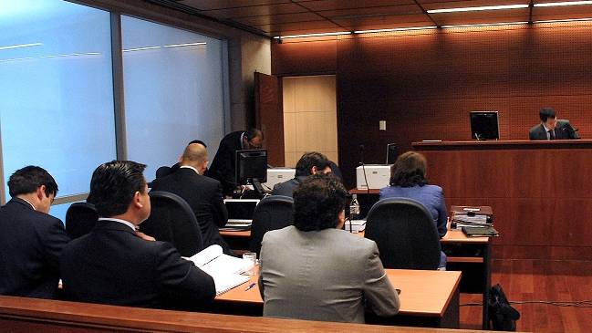 Alcalde de La Calera fue formalizado por desacato tras demoler edificio municipal