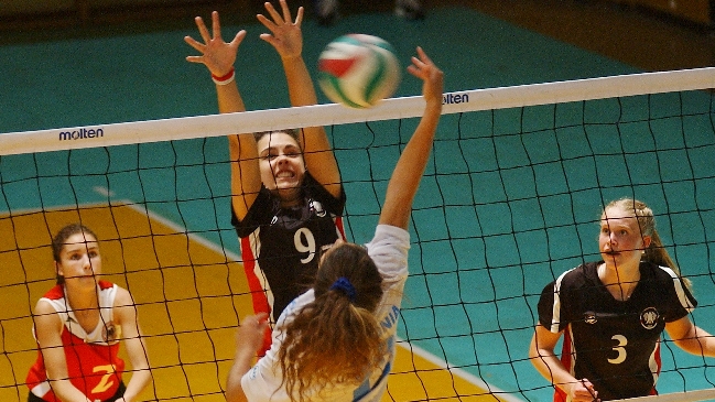 Manquehue y Boston College pelean el liderato femenino en la Copa Providencia
