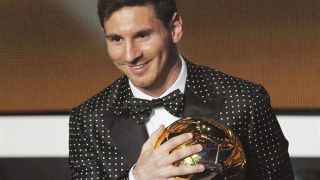 Jugadores de Barcelona ovacionaron a Messi en el entrenamiento