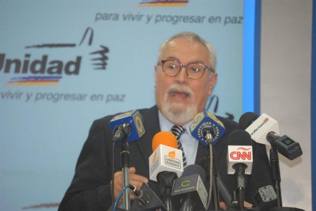 Oposición venezolana alerta a la OEA ante inminente violación constitucional