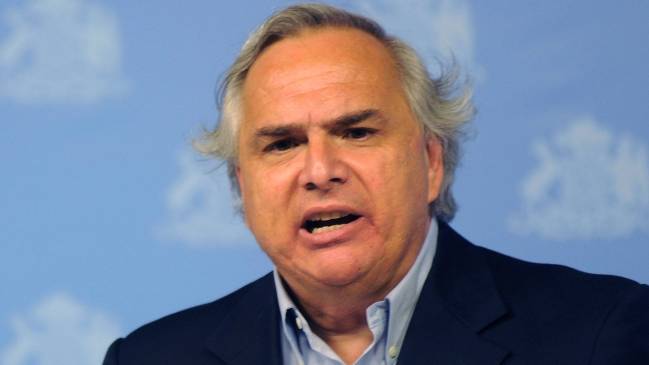 Chadwick restó importancia a denuncia por inacción del Gobierno contra paro de camioneros