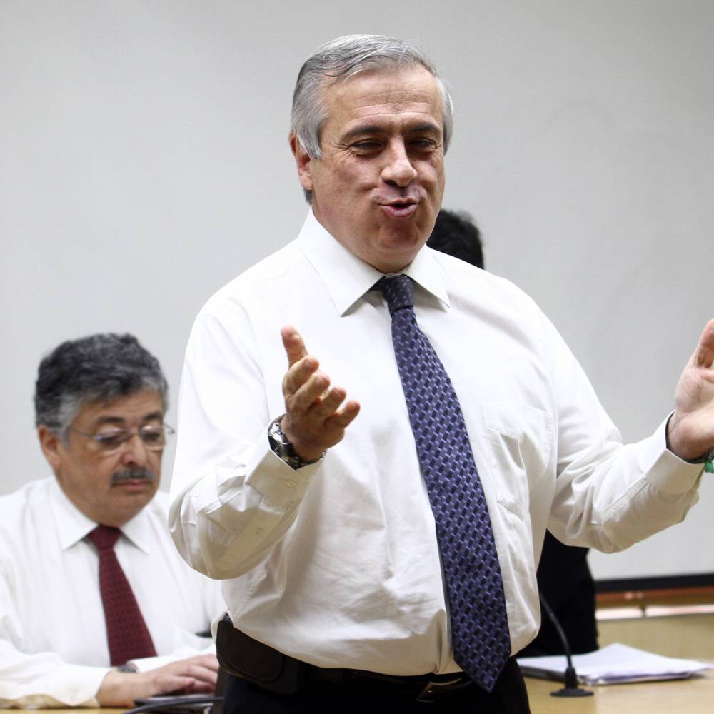 Mañalich: Determinación contra las isapres es 