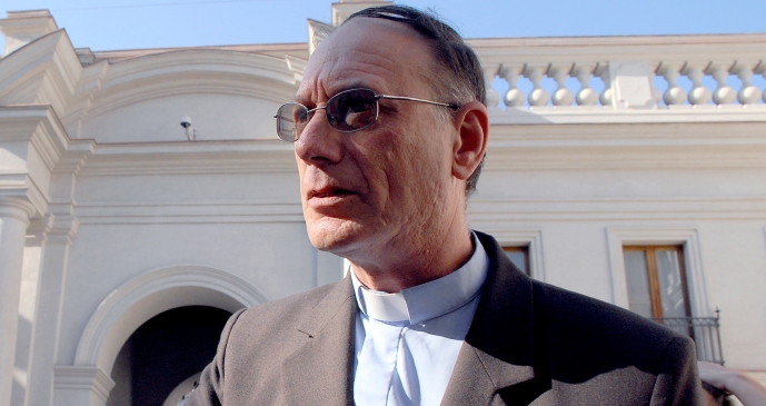 HidroAysén: Obispo pidió a ministros no tener sólo la 