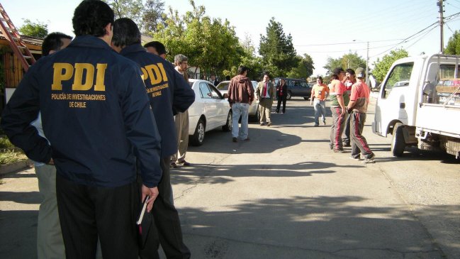 Delincuentes y PDI se enfrentaron en tiroteo tras asalto en Cerro Navia