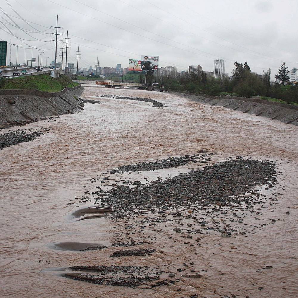 Encuentran cuerpo sin vida en el Río Mapocho