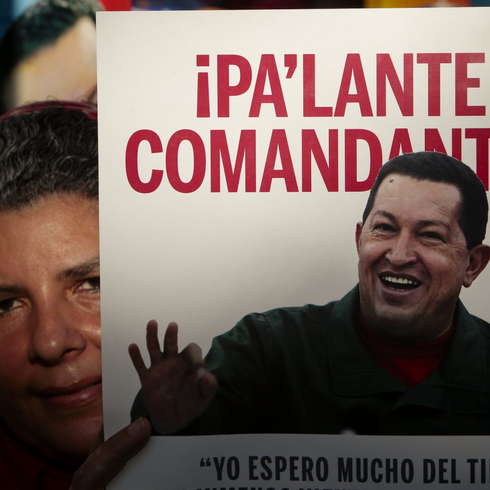 Gobierno de Venezuela: Infección respiratoria de Chávez está controlada