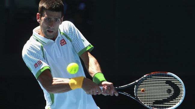 Djokovic avanzó sin problemas en el Abierto de Australia
