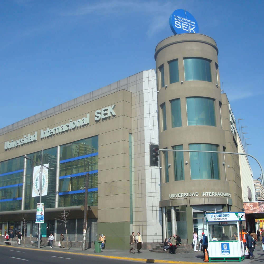 Estudiantes denunciaron irregularidades en carrera de Tecnología Médica en la SEK