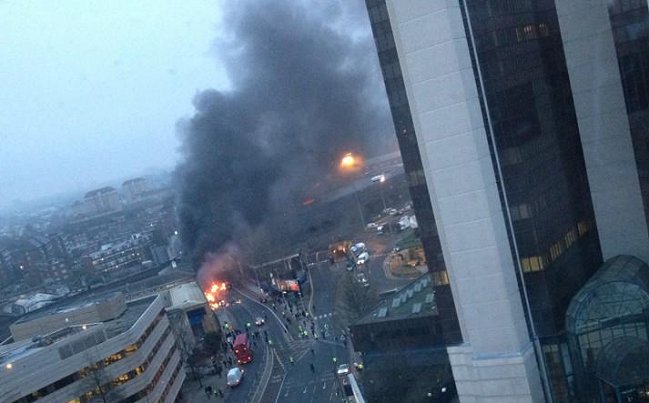 Helicóptero se estrelló en el centro de Londres