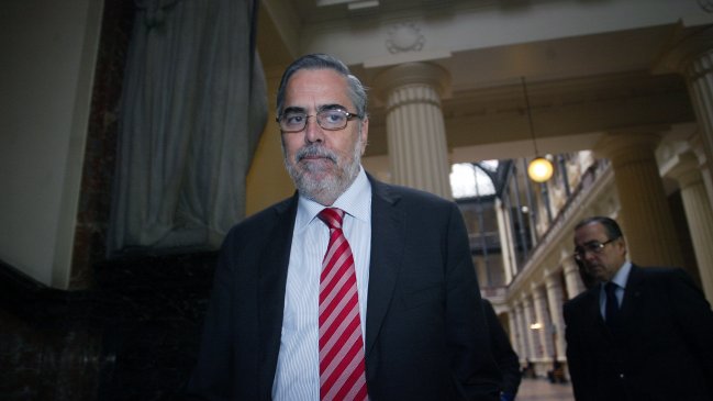 Zolezzi y polémica con Beyer: Se rebasó el vaso en términos de actitudes, discurso y planteamientos