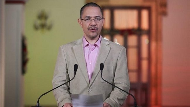 Ministro venezolano: Chávez está vivo y dando una batalla