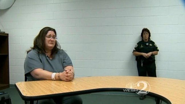 Mujer fue detenida por haber robado cigarrillos hace 22 años