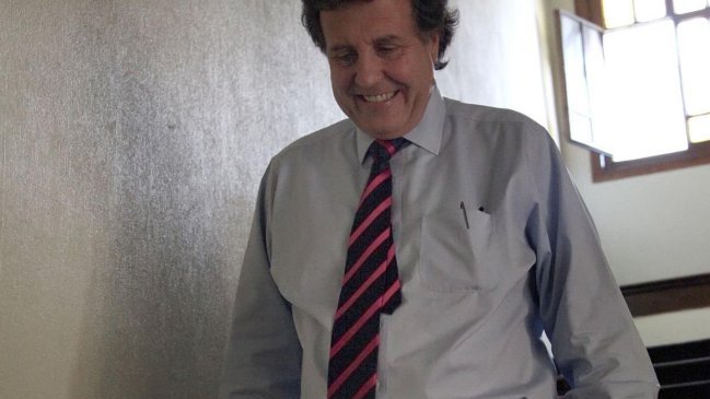 UDI pidió al Gobierno entregar antecedentes de caso Guzmán a Raúl Castro