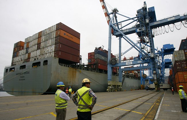 Tasa de desempleo en Santiago marcó un 5,2 por ciento en diciembre