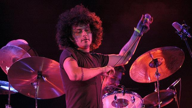 Vocalista de The Mars Volta anunció por Twitter separación de la banda
