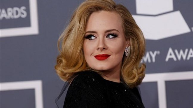 La británica Adele es la artista más descargada en Chile