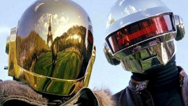 Daft Punk firmó contrato con Columbia Records para lanzar nuevo álbum