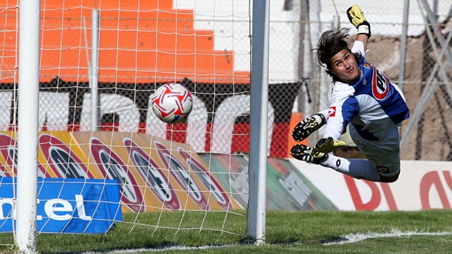 Cobresal se quedó sin su portero titular por los próximos seis meses