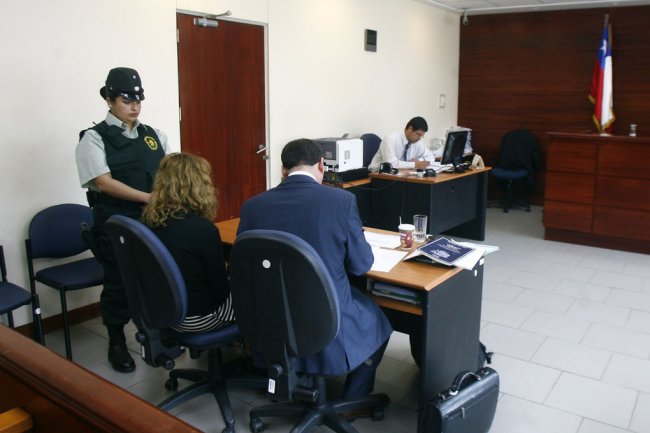 Padres que grabaron video de connotación sexual de sus hijos quedaron en prisión preventiva