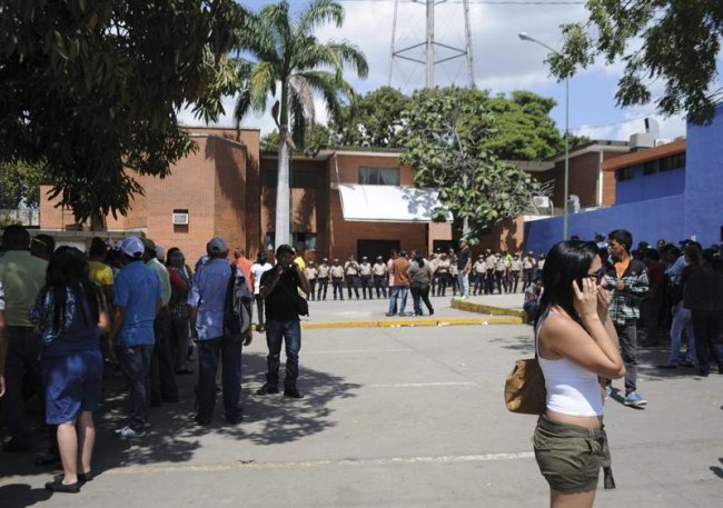 Hugo Chávez firmó desde Cuba prórroga de la emergencia para construir cárceles