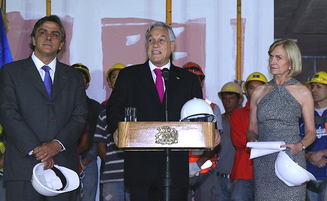 Ministro Longueira: El Presidente Piñera debe estar satisfecho por los empleos creados