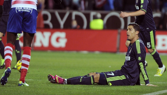 Real Madrid cayó ante Granada con un autogol de Cristiano Ronaldo