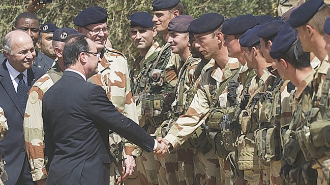 Aviones franceses bombardearon posiciones insurgentes en Mali