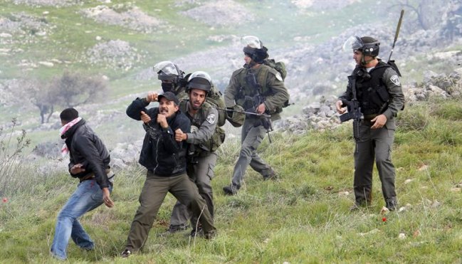 Israel detuvo en Cisjordania a una veintena de miembros de Hamás