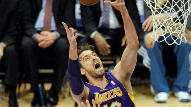 Gasol nuevamente fue la estrella de los Lakers