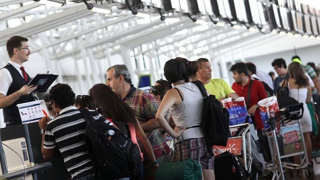 Gobierno: El Aeropuerto de Santiago nos está quedando chico