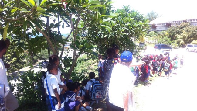 Tsunami golpeó las Islas Salomón en el Pacífico tras terremoto de 8,0 Richter