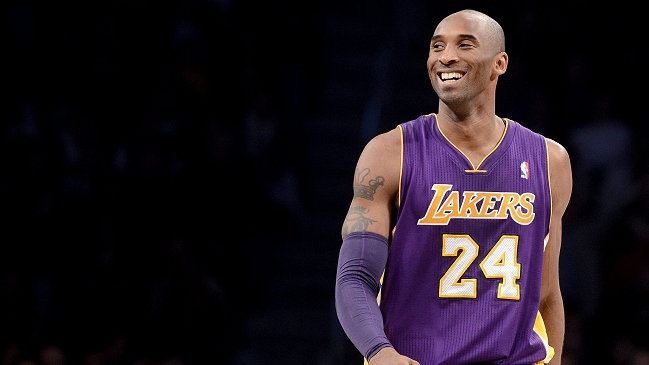 Los Lakers se mantuvieron en racha gracias a Kobe Bryant