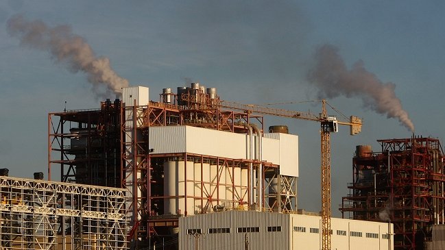 Superintendencia pidió datos a Codelco y AES Gener por contaminación en Ventanas