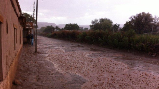 Lluvia en San Pedro de Atacama dejó varias casas anegadas